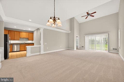 44397 MALTESE FALCON SQUARE - Photo 1