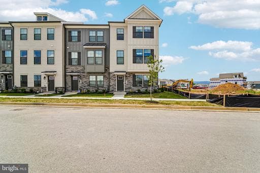 434 ENSEMBLE WAY