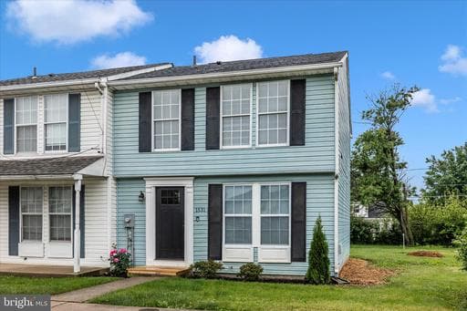 1531 VIOLET DRIVE - Photo 1