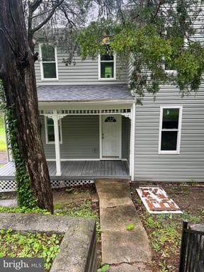 1034 Shades Ln, Cumberland, MD 21502-1332, United States