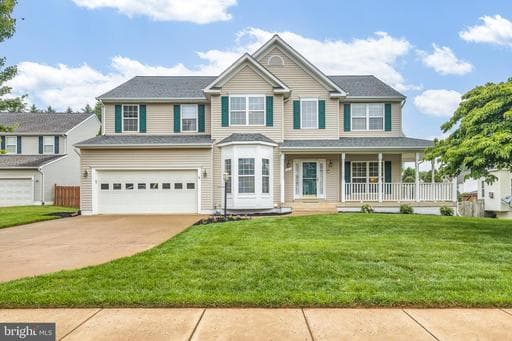 242 FOX CHASE STREET - Photo 1
