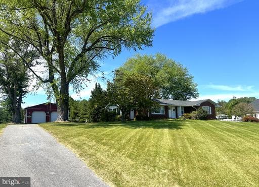 212 W BAY FRONT ROAD - Photo 1