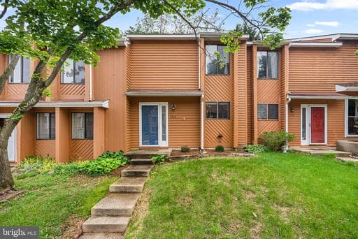 1356 HAZEL NUT COURT - Photo 1