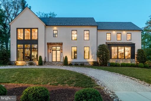 7101 LONGWOOD DRIVE