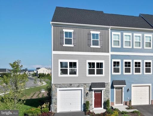 2435 CORIANDER DRIVE - Photo 1
