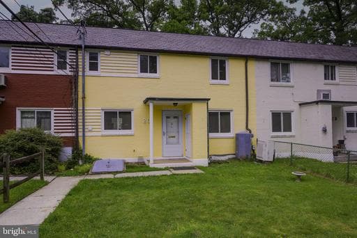 2 GARDENWAY - Photo 1