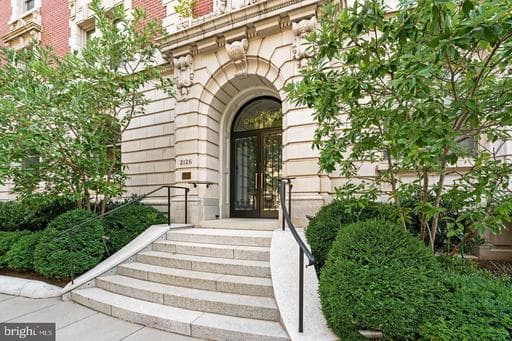 2126 CONNECTICUT AVENUE 58 - Photo 1