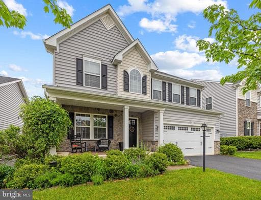 149 EMPEROR DRIVE - Photo 1