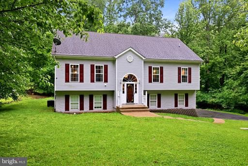 25 HIGH KNOB COURT - Photo 1