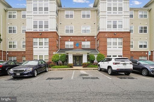 14000 NEW ACADIA LANE 404