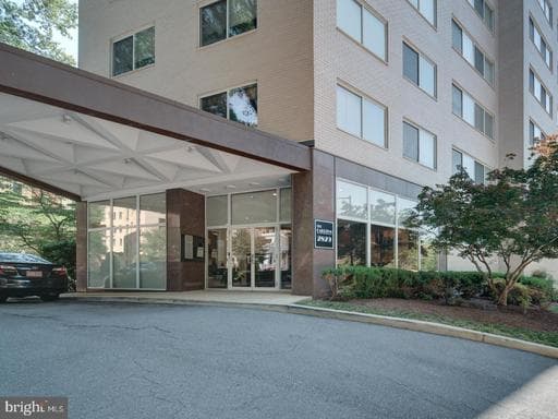 2829 CONNECTICUT AVENUE 606 - Photo 1