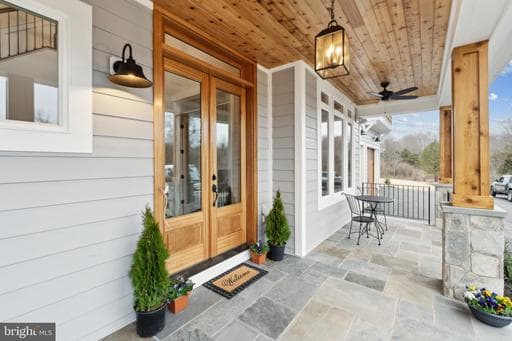 6458 AIRLIE ROAD - Photo 1
