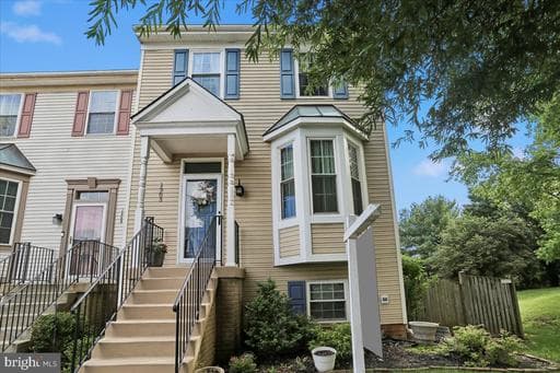 1303 HILL BORN DRIVE - Photo 1
