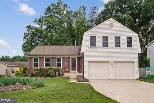 9739 IRONMASTER DRIVE - Photo 1