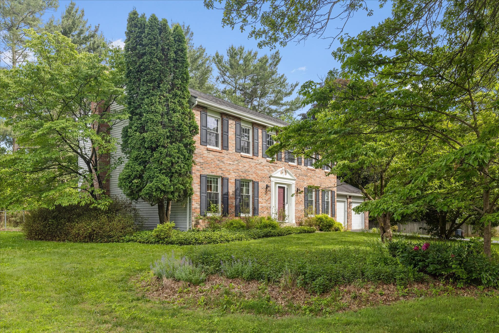 21917 Foxlair Rd, Gaithersburg, MD 20882, United States - Photo 1