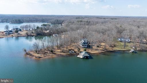 175 Covenant Way, Bumpass, VA 23024-4618, United States - Photo 1