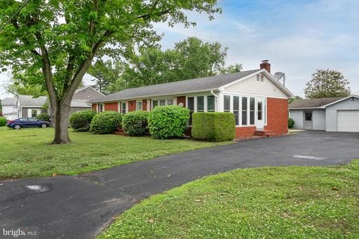 5989 N MAIN STREET - Photo 1
