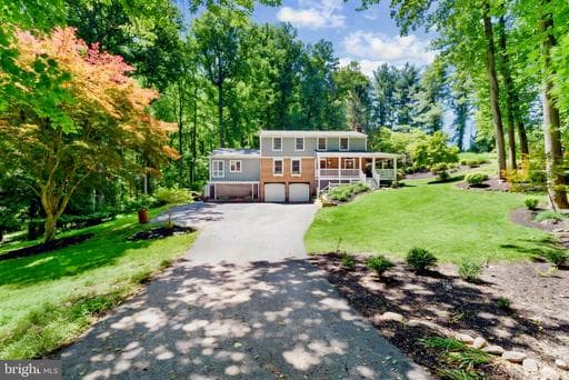 9 FOLLY FARMS COURT - Photo 1