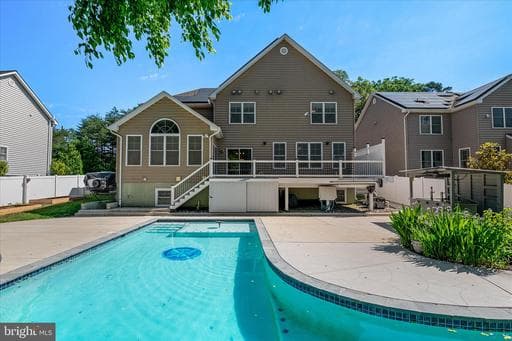 209 Olivia Ln, Severna Park, MD 21146-1829, United States - Photo 1