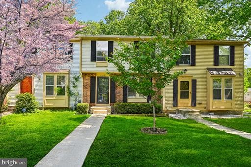 3619 Autumn Glen Cir, Burtonsville, MD 20866-2031, United States - Photo 1