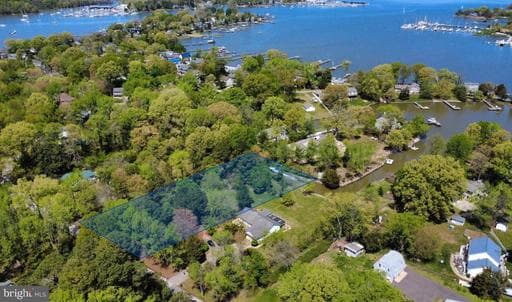 1110 CHERRY POINT ROAD - Photo 1