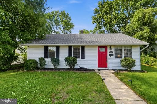 1100 Elkhart St, Oxon Hill, MD 20745-2119, United States - Photo 1