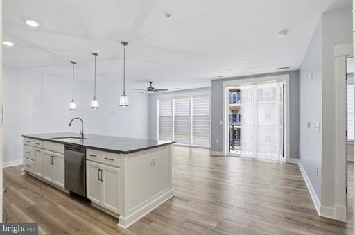23651 Havelock Walk Ter, Ashburn, VA 20148-1845, United States - Photo 1
