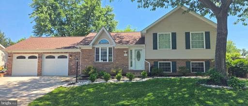 9843 NIMITZ COURT - Photo 1