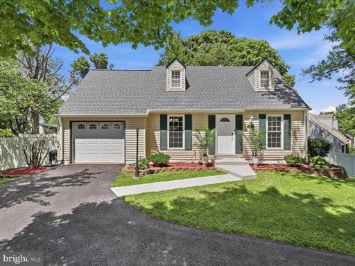 14330 LINDENDALE ROAD - Photo 1