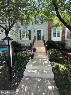 45275 GABLE SQUARE - Photo 1