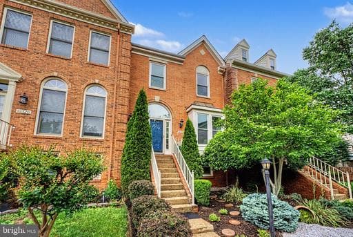46522 LYNNHAVEN SQUARE - Photo 1