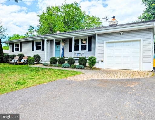 101 BIRCH ROAD - Photo 1