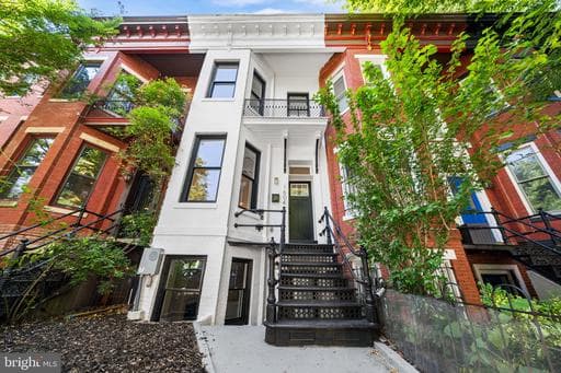 1604 8TH STREET