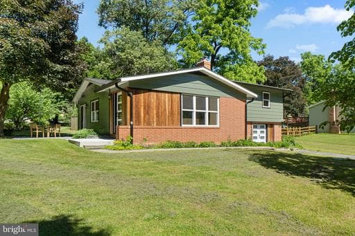 9126 BETHEL ROAD - Photo 1
