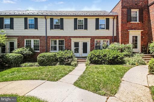 1400 S Barton St, Arlington, VA 22204-4845, United States - Photo 1