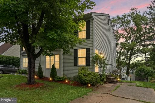 1012 BALSAM LANE - Photo 1