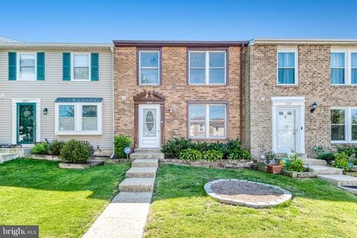 5579 GLASGOW WOODS COURT - Photo 1