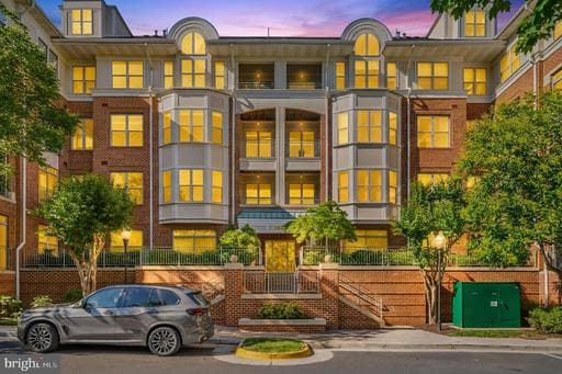 1860 STRATFORD PARK PLACE 103 - Photo 1