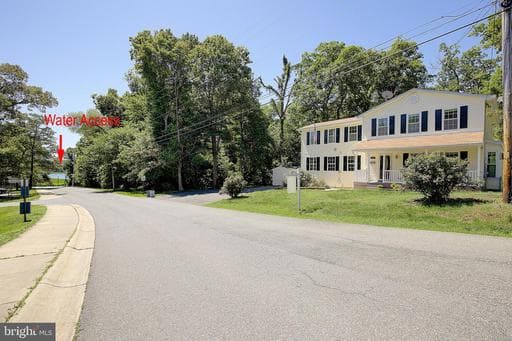 104 MATTINGLY AVENUE - Photo 1