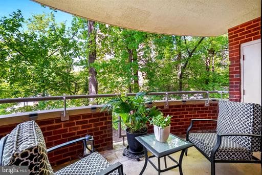 5802 NICHOLSON LANE 2-202 - Photo 1