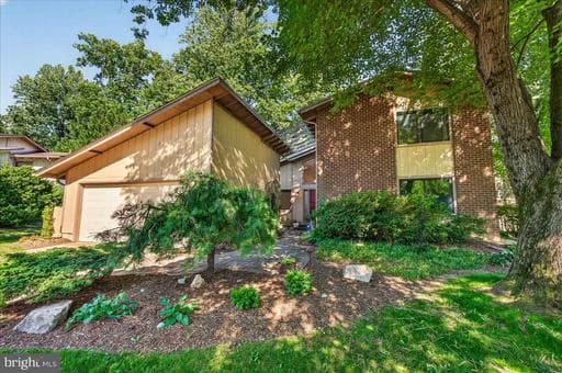 9013 FORT CRAIG DRIVE - Photo 1