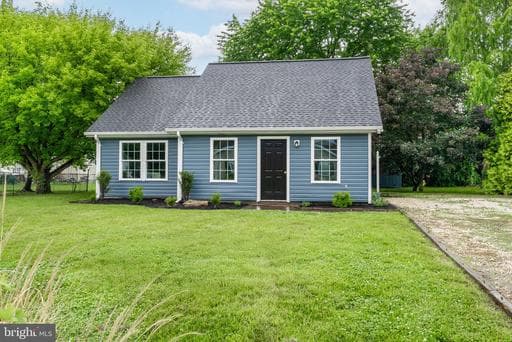 11106 PLUM DRIVE - Photo 1