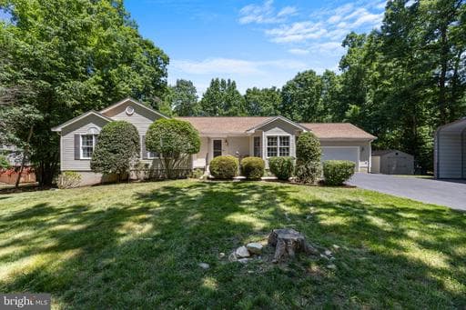 801 Mitchell Point Rd, Mineral, VA 23117-4769, United States - Photo 1