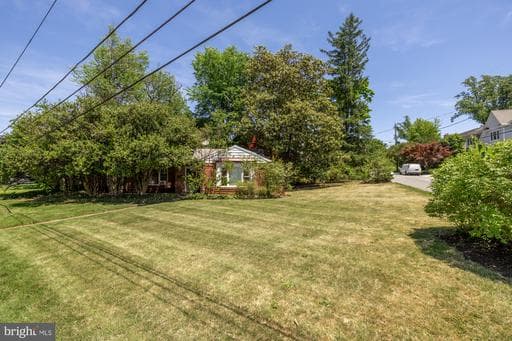 9201 BURLEY DRIVE - Photo 1
