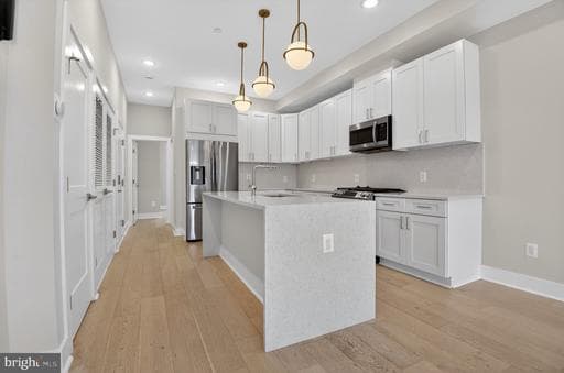 217 20th St NE, Washington, DC 20002-6756, United States - Photo 1