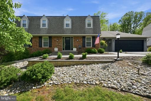 4716 HORNBEAM DRIVE - Photo 1
