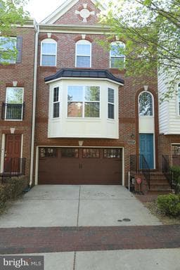 2227 CONGRESBURY PLACE - Photo 1