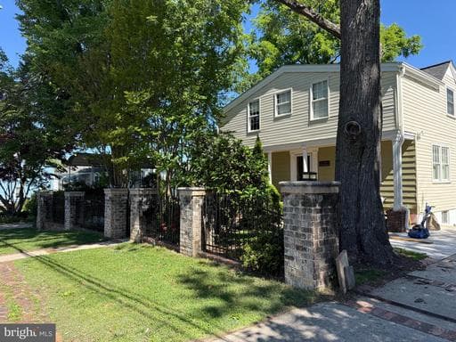 12200 GRANDVIEW AVENUE - Photo 1