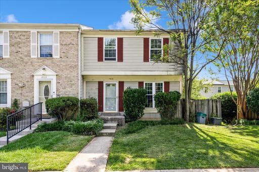 19131 BROADWATER WAY - Photo 1