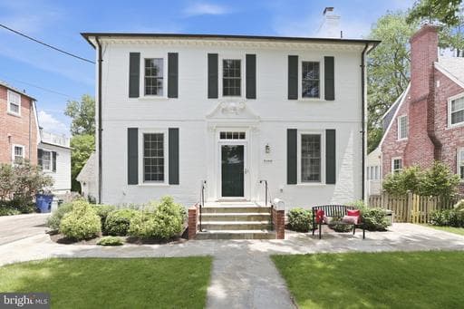 5109 Worthington Dr, Bethesda, MD 20816-2729, United States